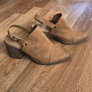 Franco Sarto Brown suede heels!